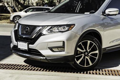 2020 Nissan Rogue SL