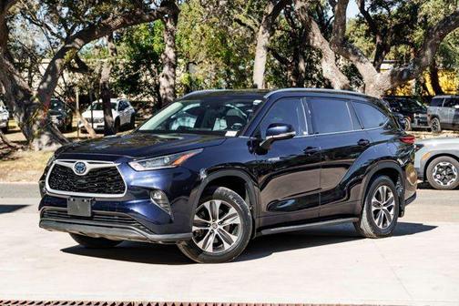 2021 Toyota Highlander Hybrid XLE
