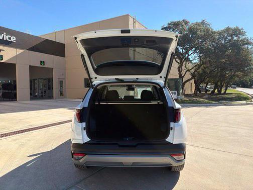 Creamy White Pearl 2025 Hyundai TUCSON Hybrid Blue