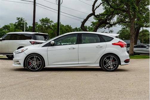 2017 Ford Focus ST
