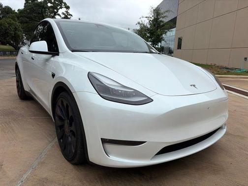 2023 Tesla Model Y Performance Dual Motor All-Wheel Drive