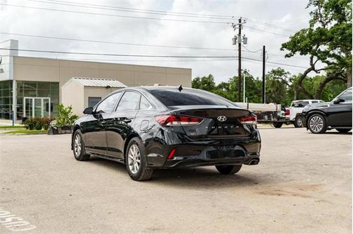 2019 Hyundai SONATA SE