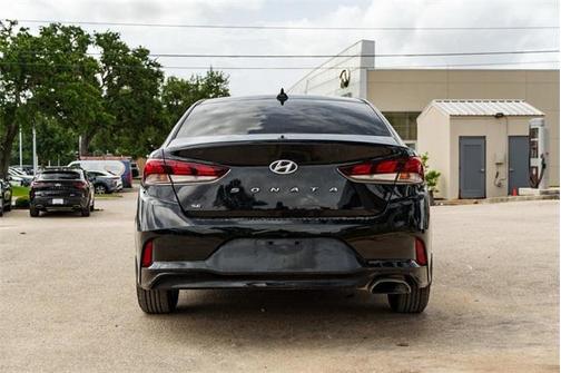 2019 Hyundai SONATA SE