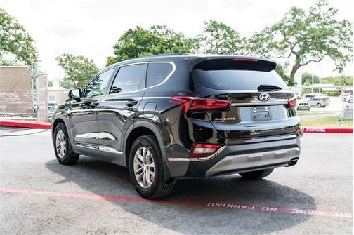 2019 Hyundai SANTA FE SE 2.4