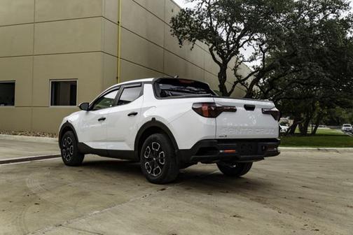 2024 Hyundai SANTA CRUZ SE