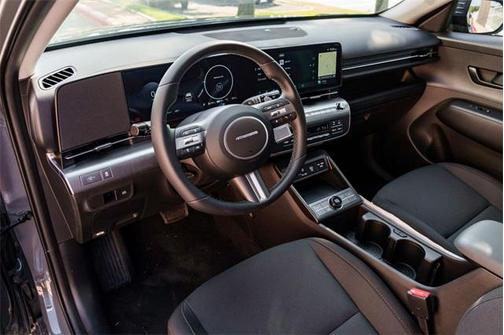 2025 Hyundai KONA EV SEL