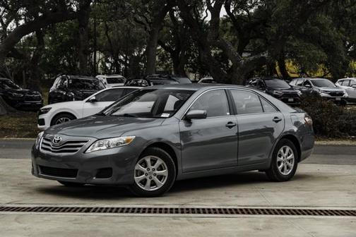 2011 Toyota Camry LE