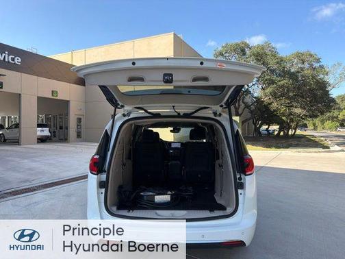 Bright White Clearcoat 2021 Chrysler Pacifica Hybrid Touring L
