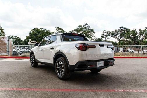 Atlas White 2026 Hyundai SANTA CRUZ SEL