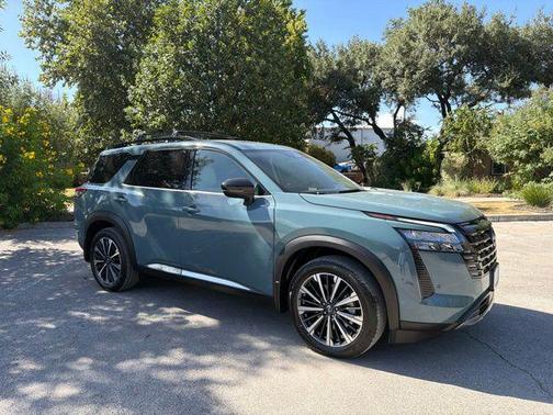 Baltic Teal 2026 Nissan Pathfinder Platinum