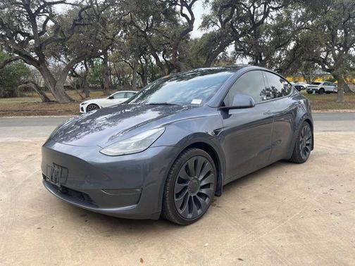 2022 Tesla Model Y Performance Dual Motor All-Wheel Drive