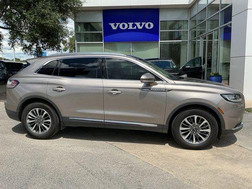 Iced Mocha 2021 Lincoln Nautilus Standard
