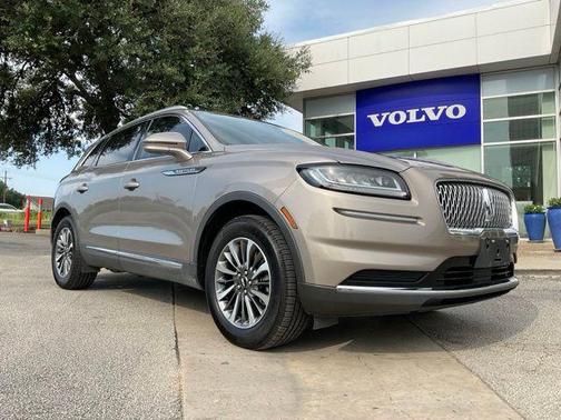 Iced Mocha 2021 Lincoln Nautilus Standard
