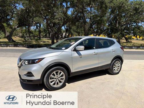 Brilliant Silver Metallic 2021 Nissan Rogue Sport S