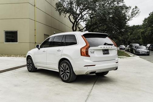 2021 Volvo XC90 T5 Momentum