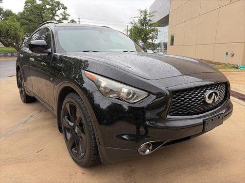 Black Obsidian 2017 INFINITI QX70 Base
