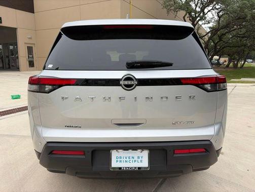 Brilliant Silver Metallic 2024 Nissan Pathfinder SV 4WD