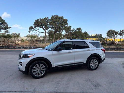 Star White Metallic Tri-Coat 2020 Ford Explorer Limited