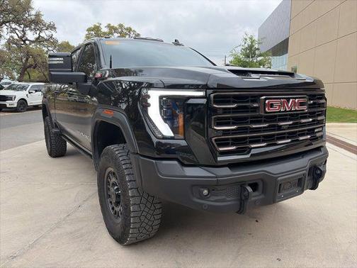 Onyx Black 2025 GMC Sierra 2500 AT4X