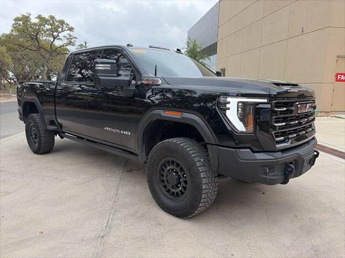 Onyx Black 2025 GMC Sierra 2500 AT4X
