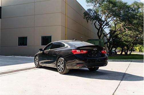 2022 Chevrolet Malibu FWD RS