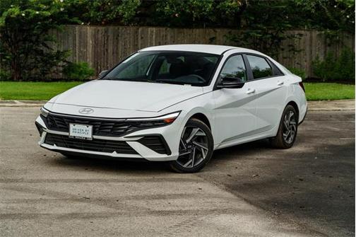 2025 Hyundai ELANTRA Sport