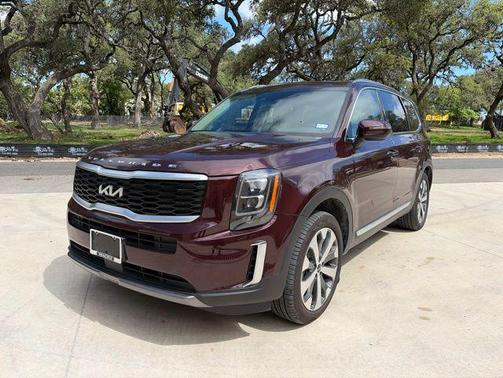 Sangria 2022 Kia Telluride EX