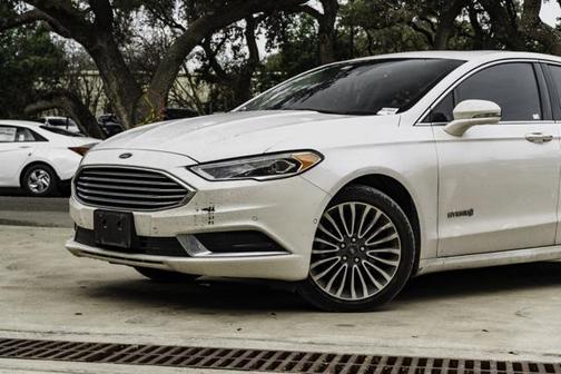 2018 Ford Fusion Hybrid SE