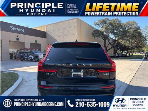 Onyx Black Metallic 2019 Volvo XC60 T6 R-Design