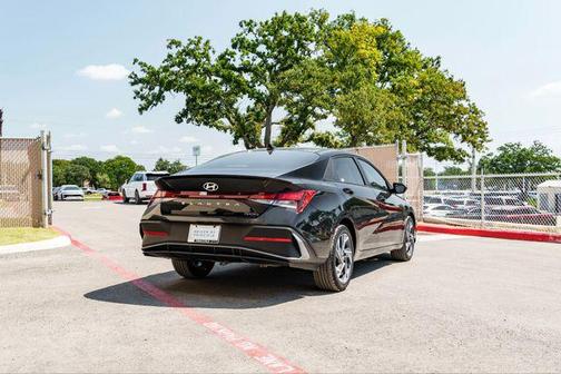 Abyss Black 2025 Hyundai ELANTRA Sport