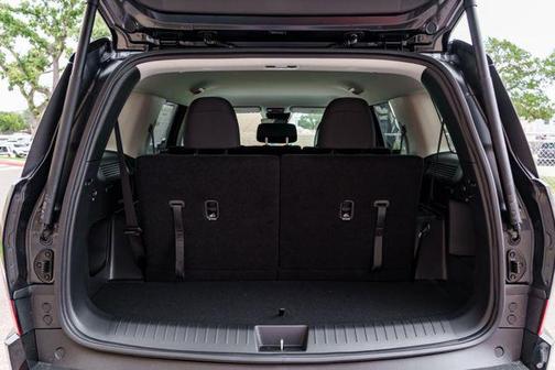 Phantom Black 2026 Hyundai SANTA FE SE