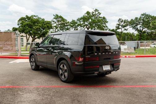 Phantom Black 2026 Hyundai SANTA FE SE