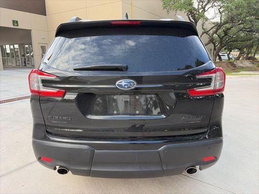 Crystal Black Silica 2025 Subaru Ascent Bronze Edition 7-Passenger