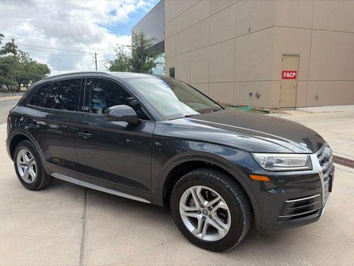 Gray Metallic 2018 Audi Q5 2.0T