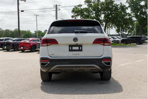 2023 Volkswagen Taos 1.5T SE