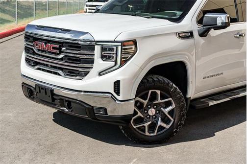 2022 GMC Sierra 1500 SLT