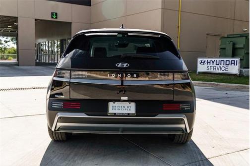 2026 Hyundai IONIQ 5 SEL