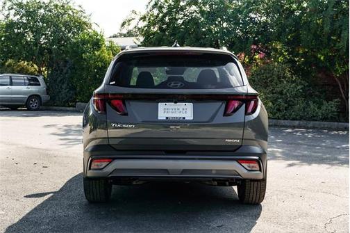 2026 Hyundai TUCSON SEL