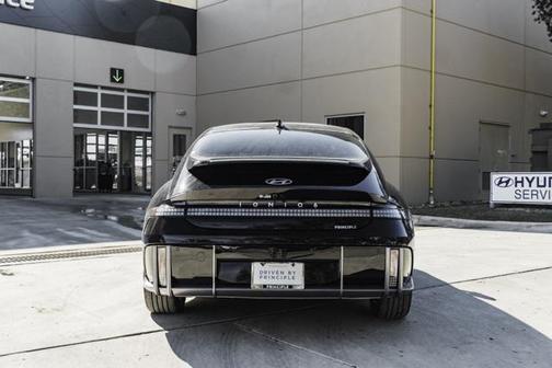 2025 Hyundai IONIQ 6 SE