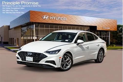 2022 Hyundai SONATA SEL
