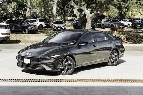 2025 Hyundai ELANTRA Sport