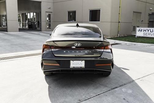 2025 Hyundai ELANTRA Sport