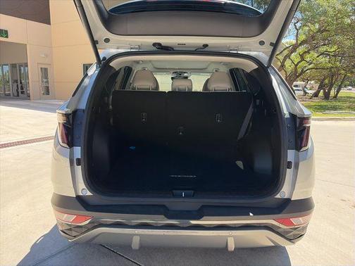 Shimmering Silver 2023 Hyundai TUCSON Limited