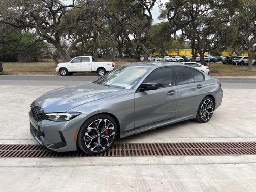 2025 BMW M340 M340i