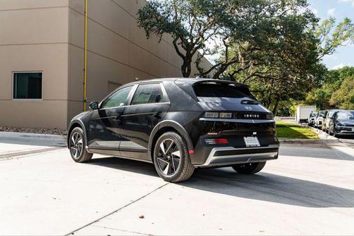 2026 Hyundai IONIQ 5 SE Standard Range