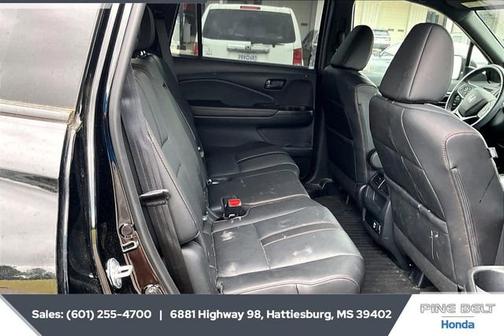 Crystal Black Pearl 2023 Honda Passport