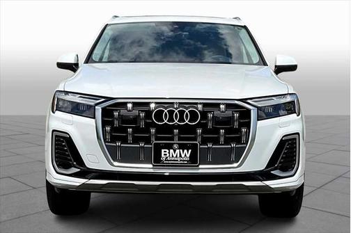 2025 Audi Q7 45 Premium Plus