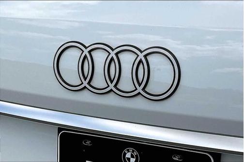 2025 Audi Q7 45 Premium Plus