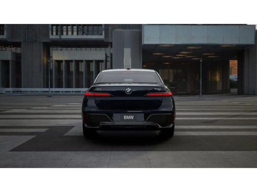 2026 BMW 760 xDrive