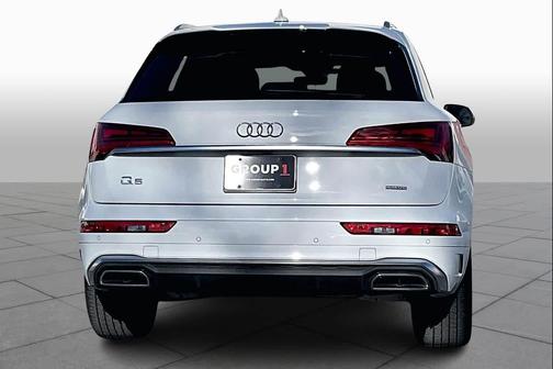 2023 Audi Q5 45 S line Premium